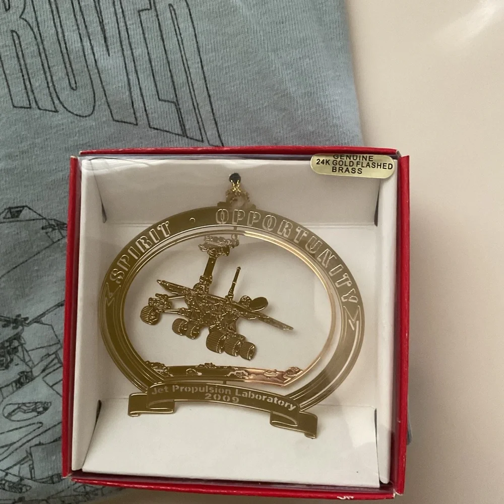 Authentic JPL/Mars Rovers bundle - Picture 2 of 6